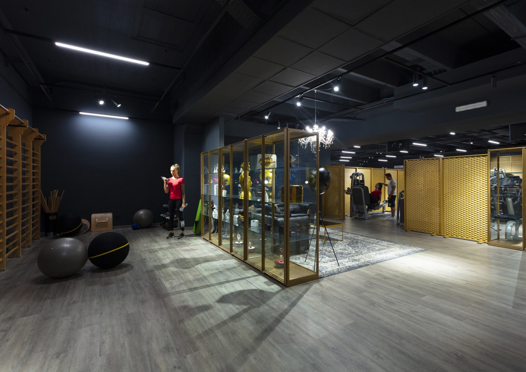 Ronchiverdi Sport & Business Club, area stretching e salottino vintage